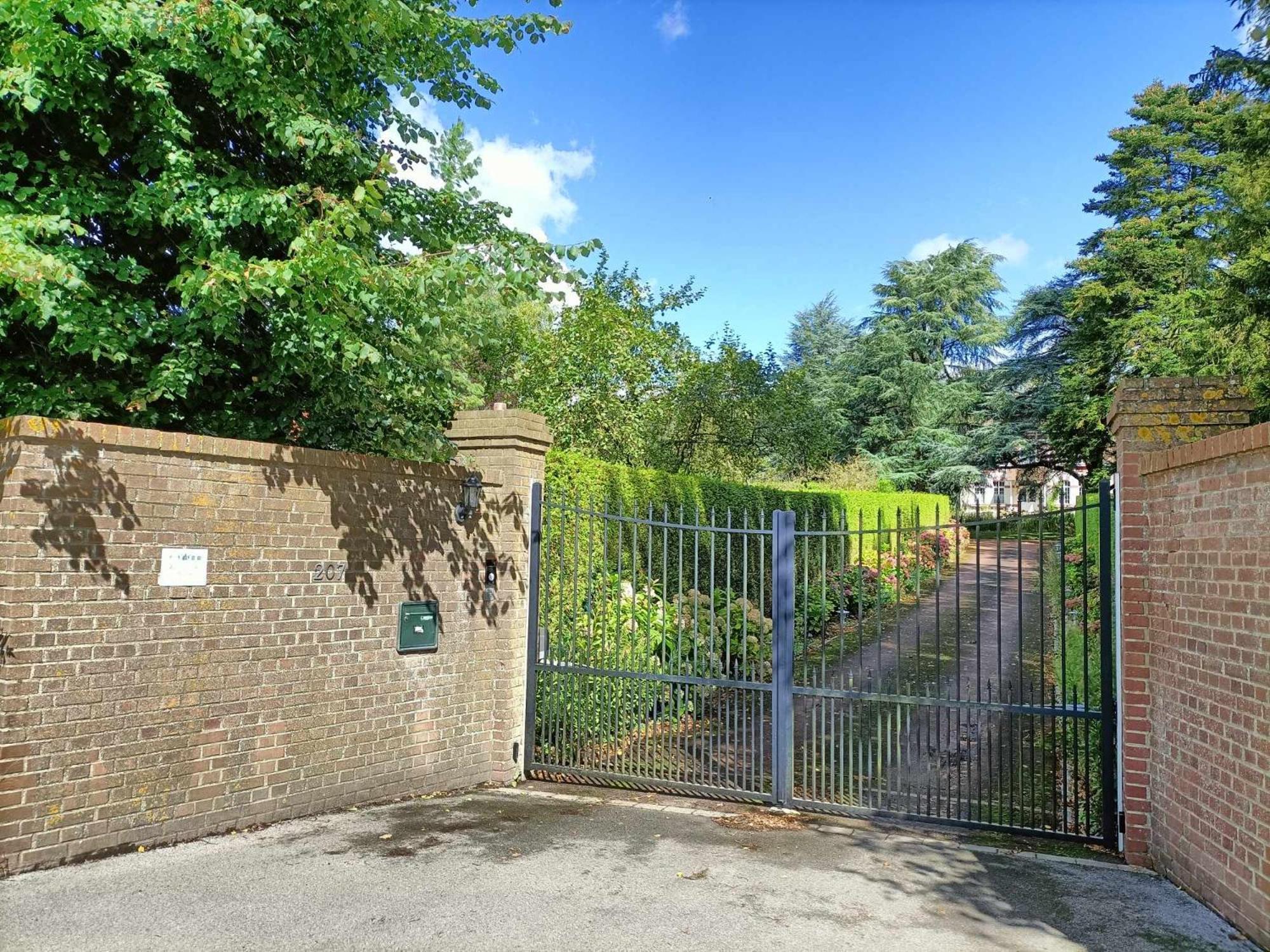 Manoir De Camblain Bed & Breakfast Exterior photo